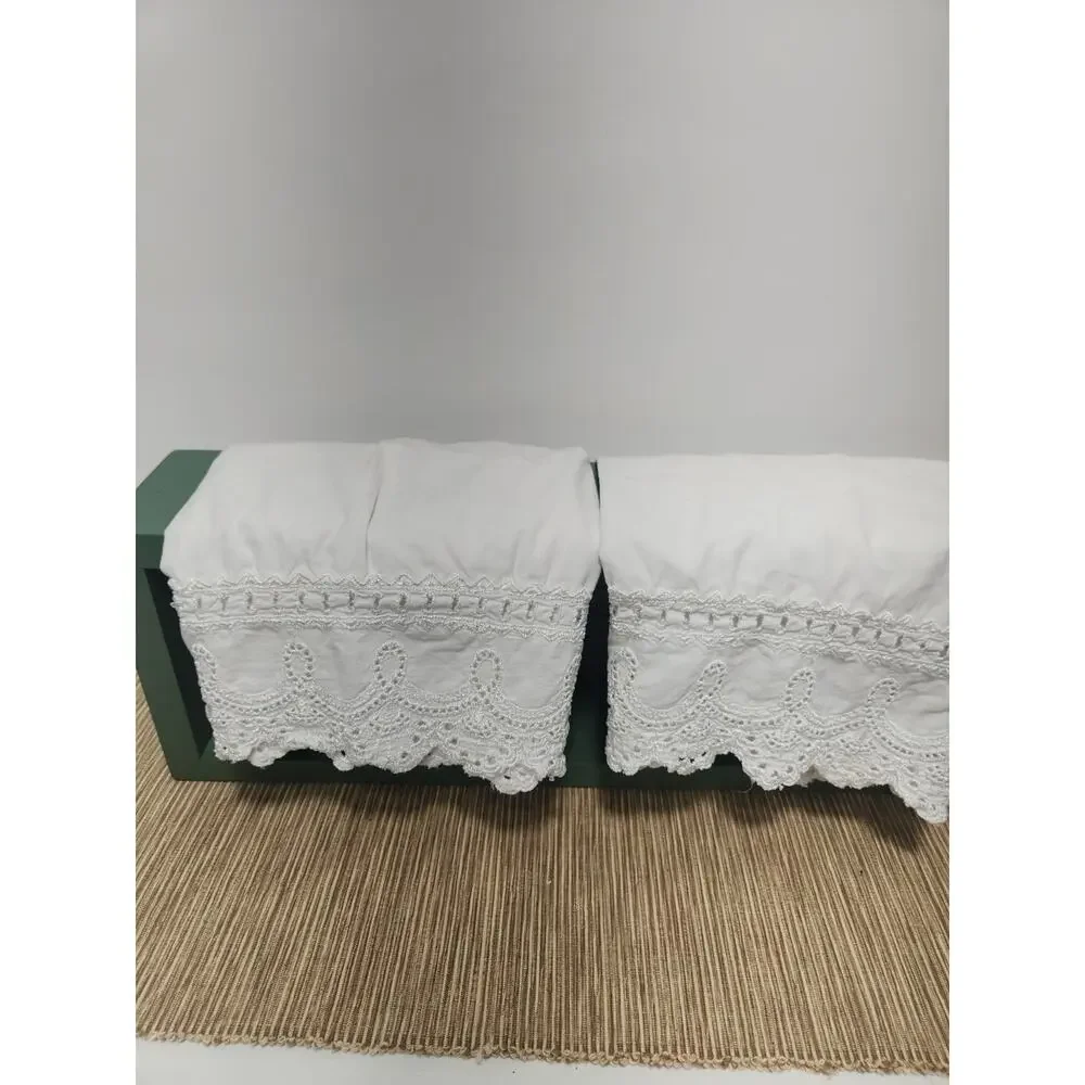 Vintage White Embroidered Lace Pillowcases Pair Heirloom Cotton Eyelet 20x28